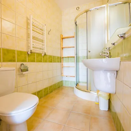 Nocleg ze śniadaniem Powaga 3*