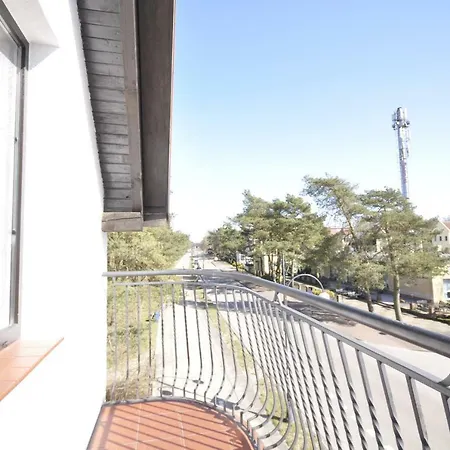 Powaga Nocleg ze śniadaniem 3*